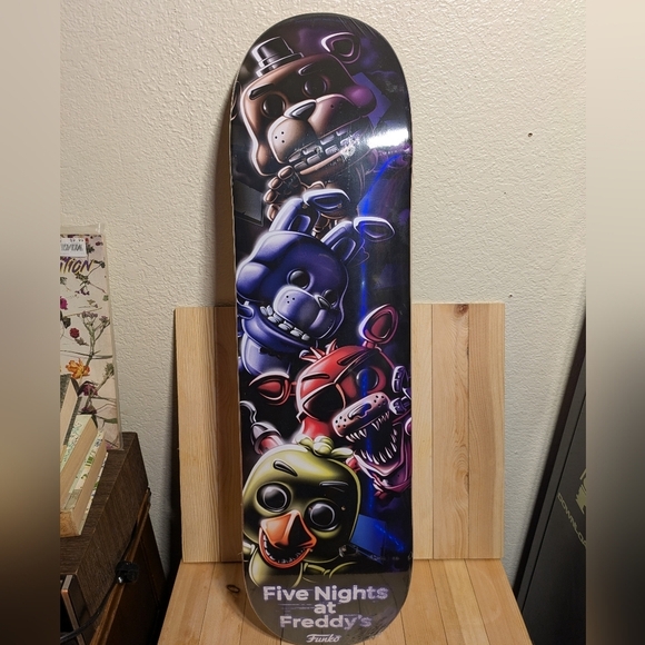 Five Nights at Freddy's Skateboard Deck new  and wrap - Picture 2 of 9